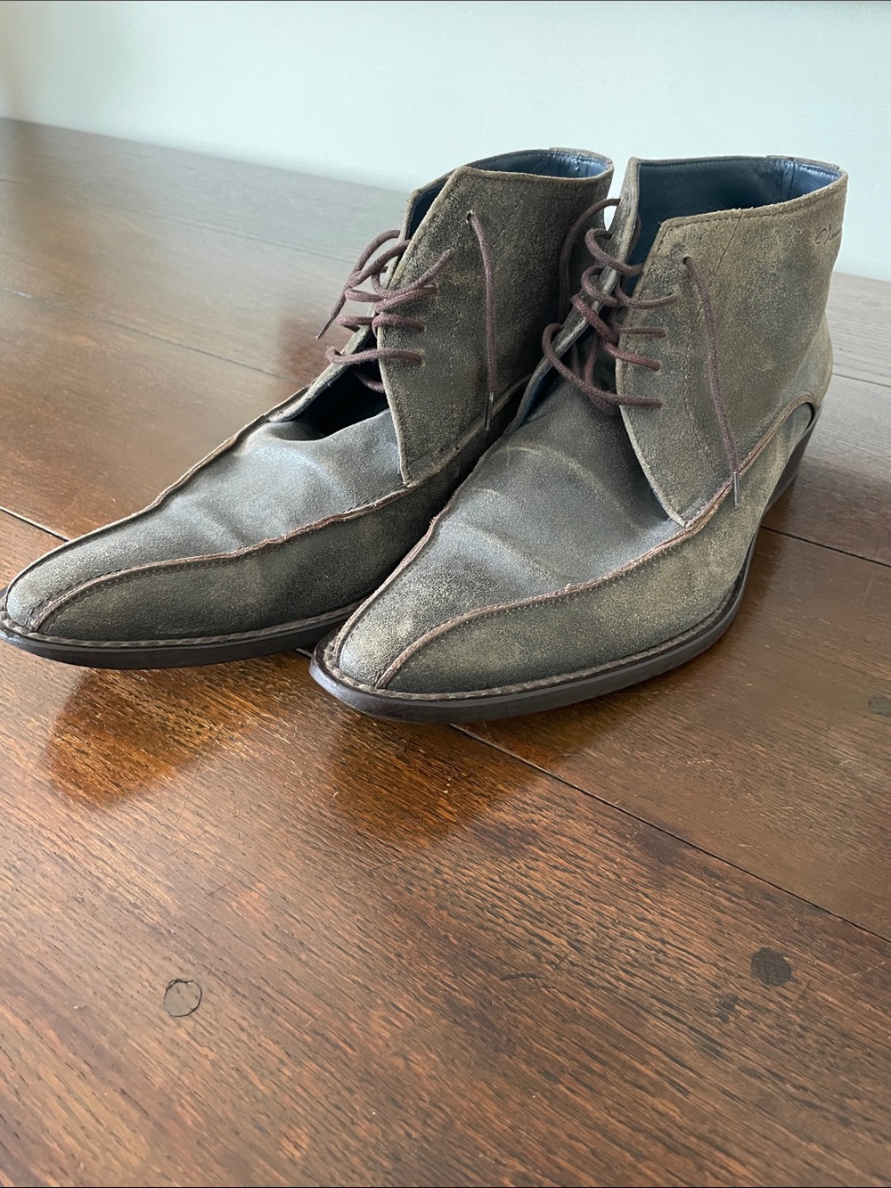 John Fluevog Olive Brown Suede Chukka Boots